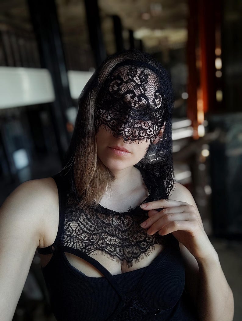 Handmade black half face lace mask 46