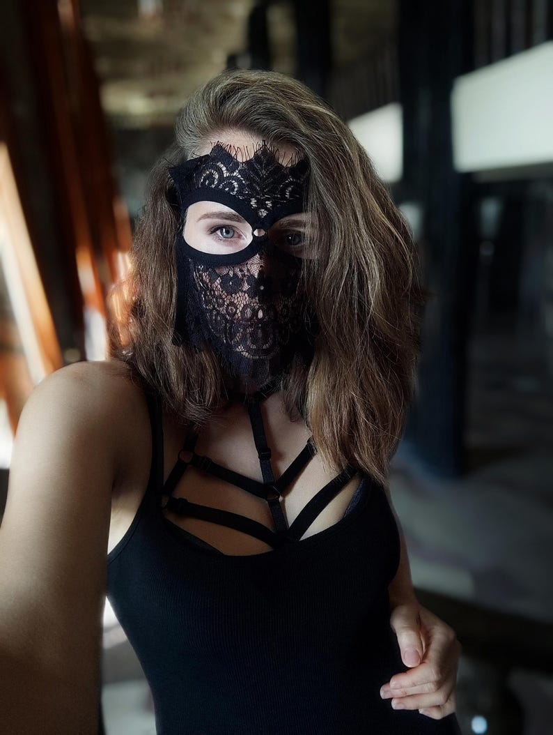 Handmade Lace Strapped Mask
